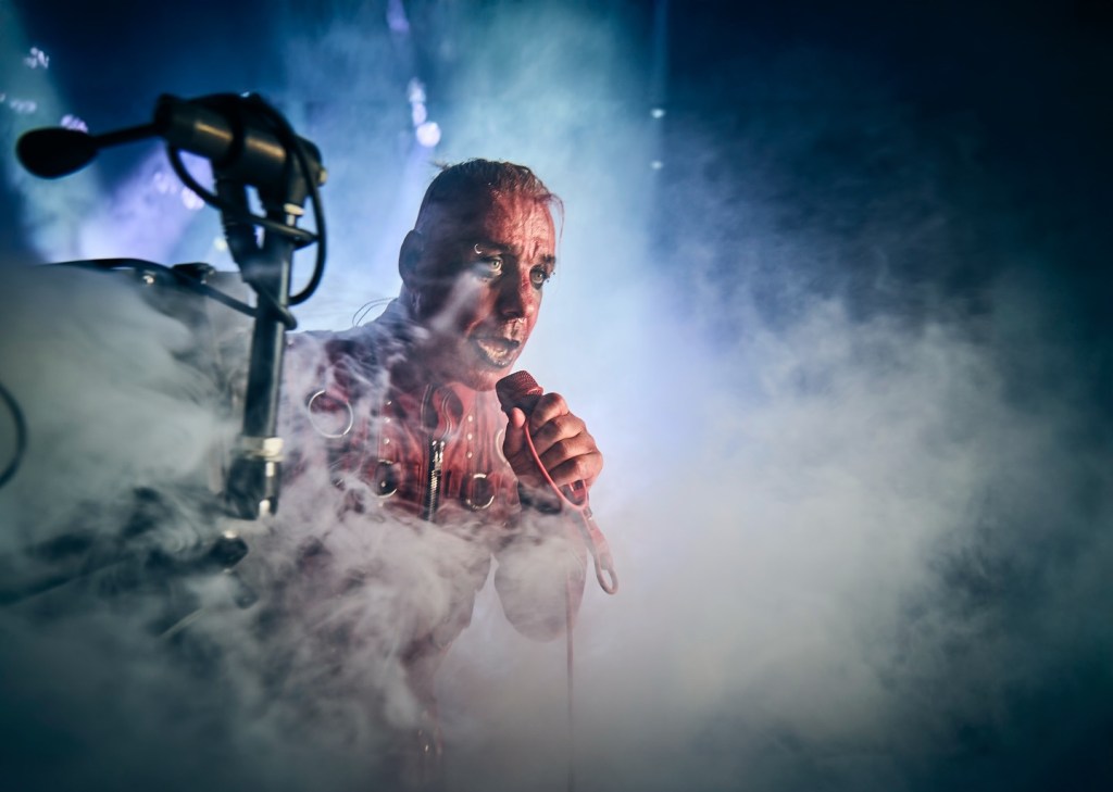 Încă un artist care poate confunda Bucureștiul cu Budapesta: Till Lindemann, solistul trupei Rammstein, vine în România | Cum poți cumpăra bilet