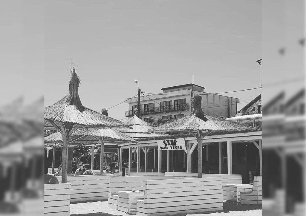 Când ai ascultat ultima dată Boléro la răsărit? Se dărâmă Stuf, unul dintre ultimele repere ale vechii Vămi