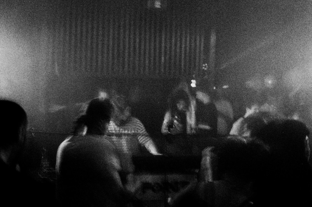 Unde poți asculta DNB în acest weekend? SCATTERBRAIN, cofondator al SAFE&SOUND, despre stage takeover-ul de la Bărbați pe Mătăsari și petrecerea de la The&nbsp;Forge