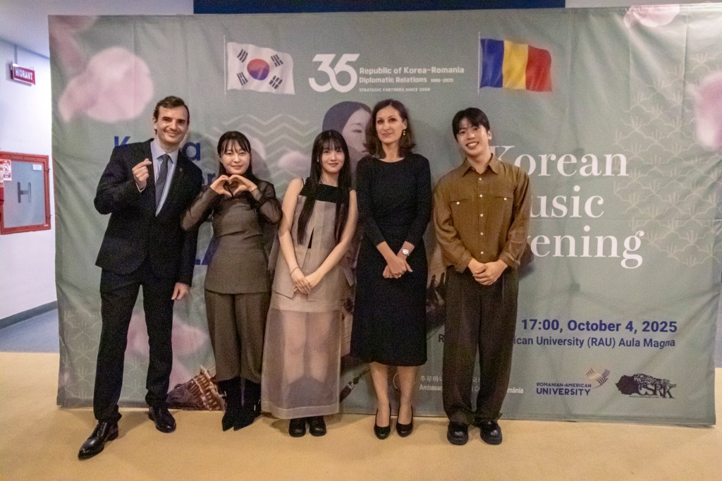 Trupa E-ro, întâlnire cu comunitatea pasionaților de cultură coreeană din România | Diana Peca, coordonatoarea CSRK, despre Gala Aniversară Korea Corner 2025 