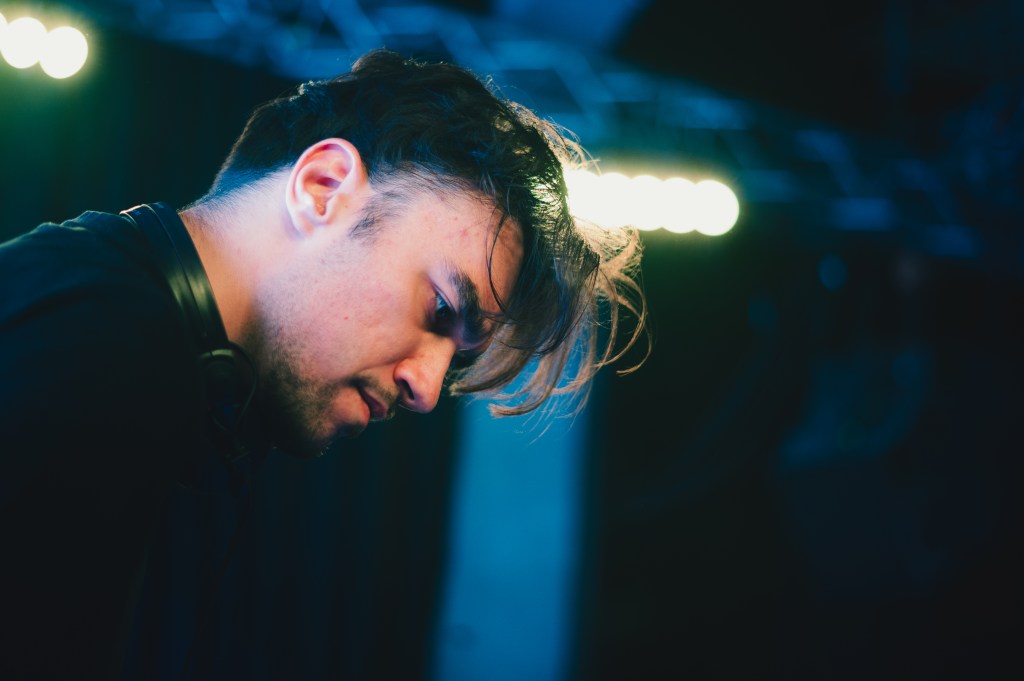 Când simte un DJ că muzica are sens? Interviu cu Scatterbrain despre scena DNB, comunitatea Safe & Sound și provocările unui freelancer în domenii&nbsp;creative