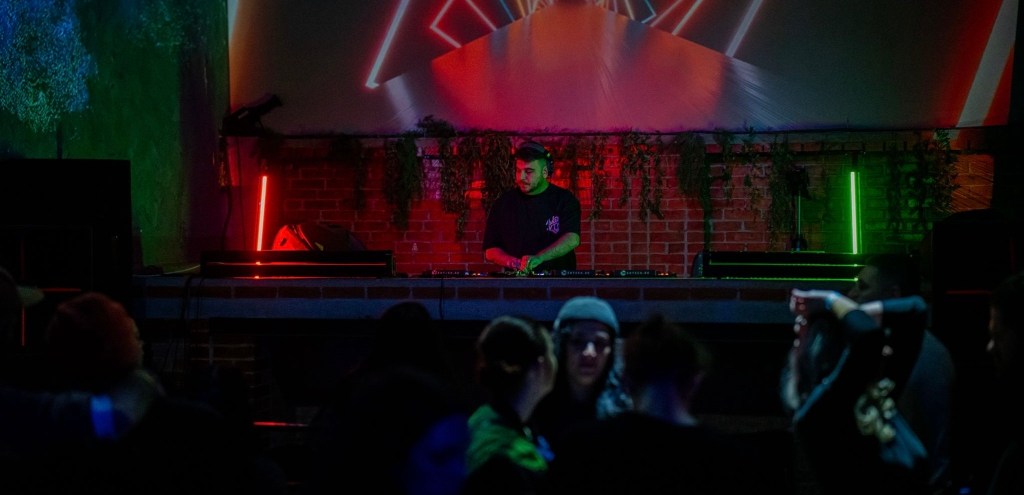 Whiney revine în România | Gabriela Militaru, cofondatoare Impulse DNB: „Am pus mult suflet în organizarea acestui&nbsp;eveniment”