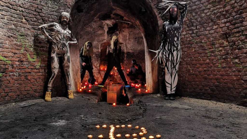 Săptămâna aceasta în București: Revelionu SPP @ Control | Petrecere B:Pressure & DrumAndBass.ro @ Random House | Xmas Party @ nJOY | „steaua. young and innocent days”, Part II @ MNȚR | „Avem imagini șocante. Show total despre un caz mortal” @&nbsp;Apropo