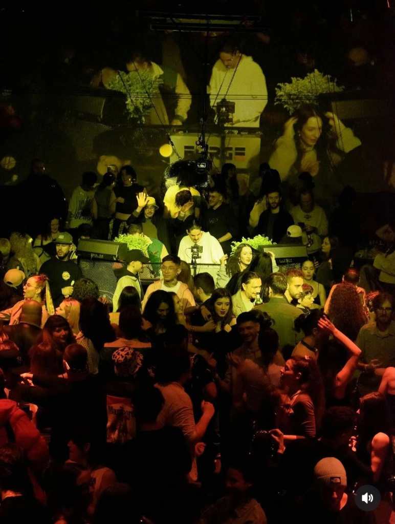 Săptămâna aceasta în București: Solidago @ Forge | Quite Lucky @ Palatul Bragadiru | Spooky Târg Cuminte @ 1UP Gamers Pub | Mana Techno @ Blindspot | Procesul A.I. @ Teatrul&nbsp;Apropo